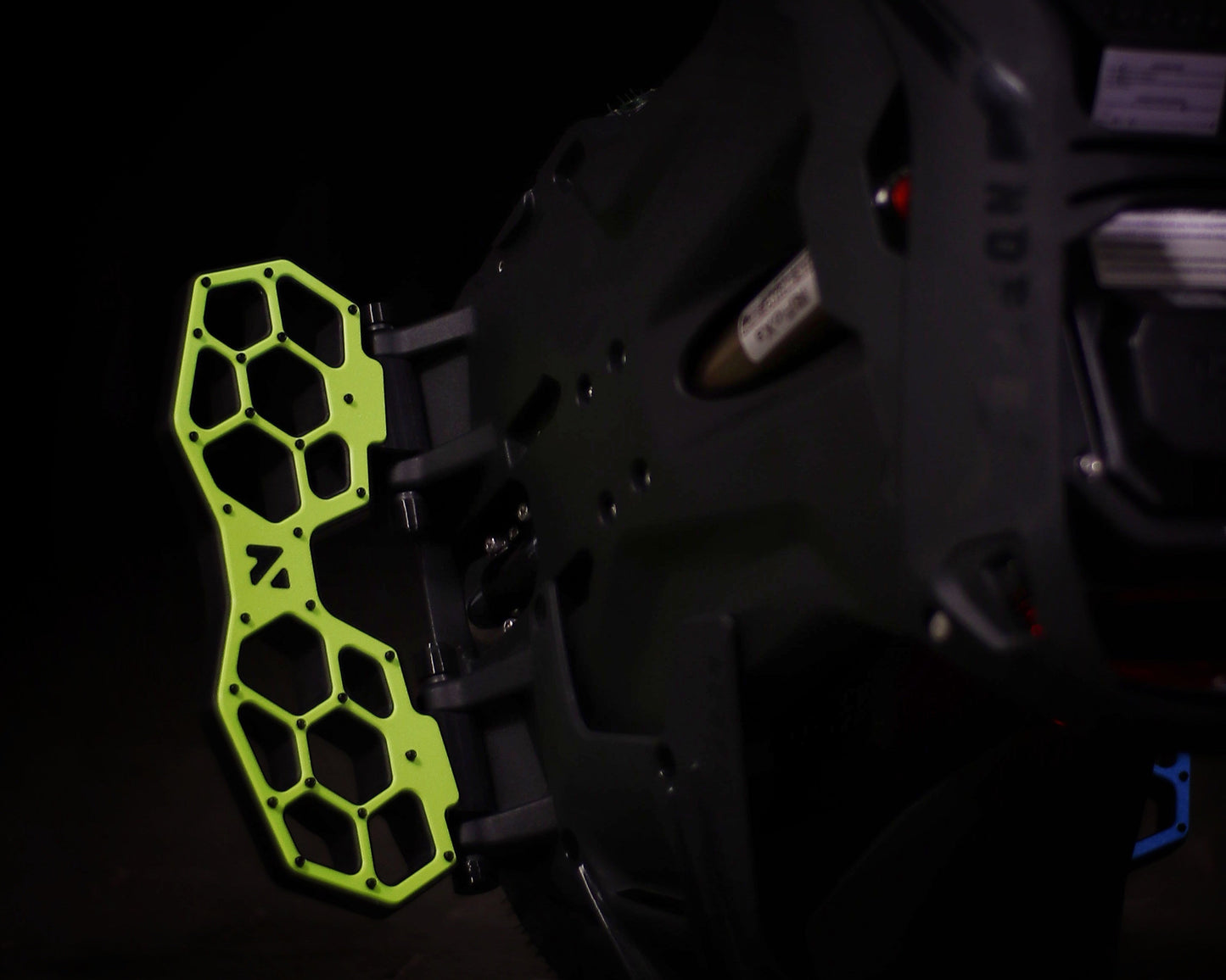 Nosfet Aero (Integrated Overlays)