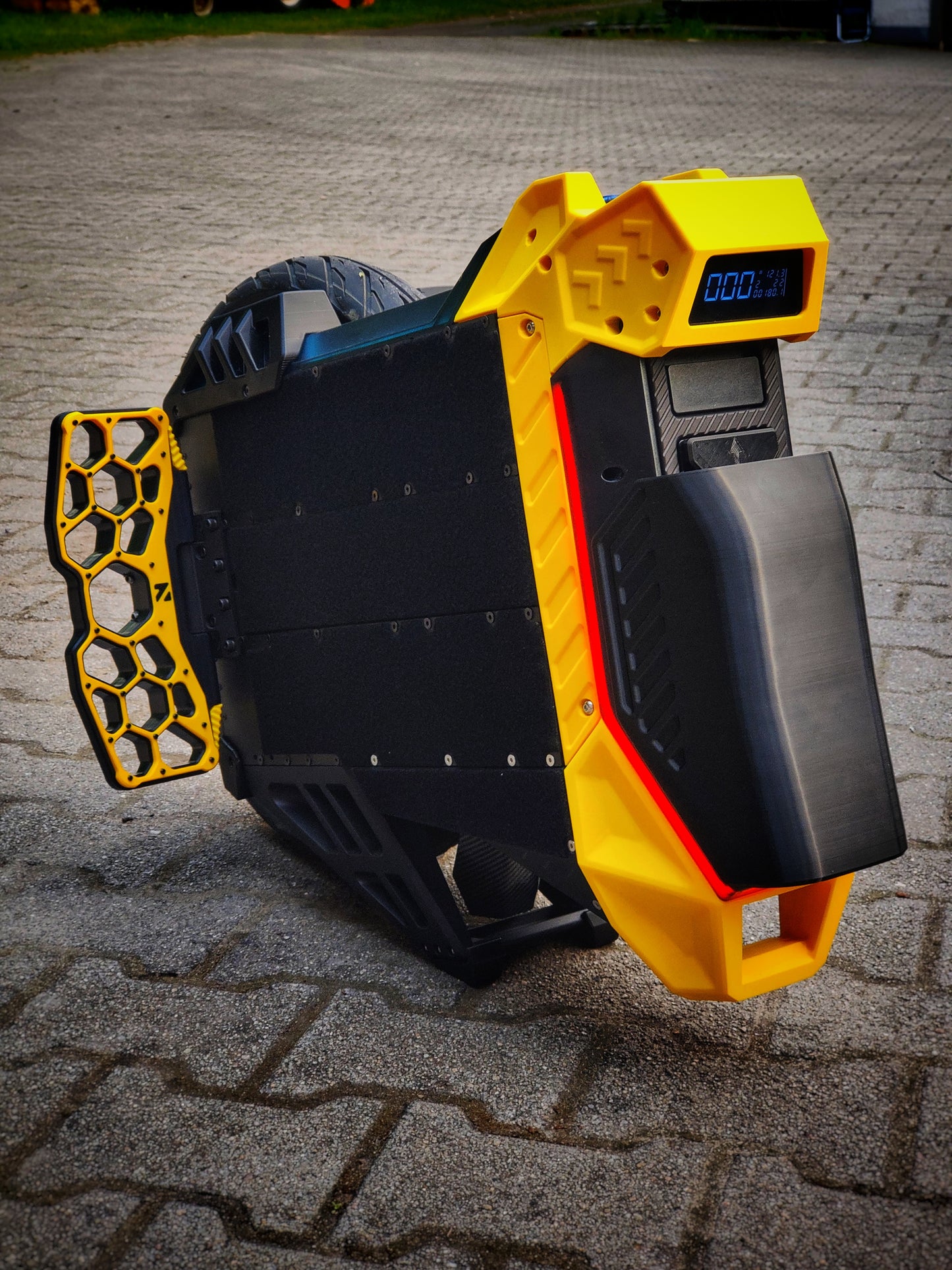 Ultimate Armor Begode Blitz